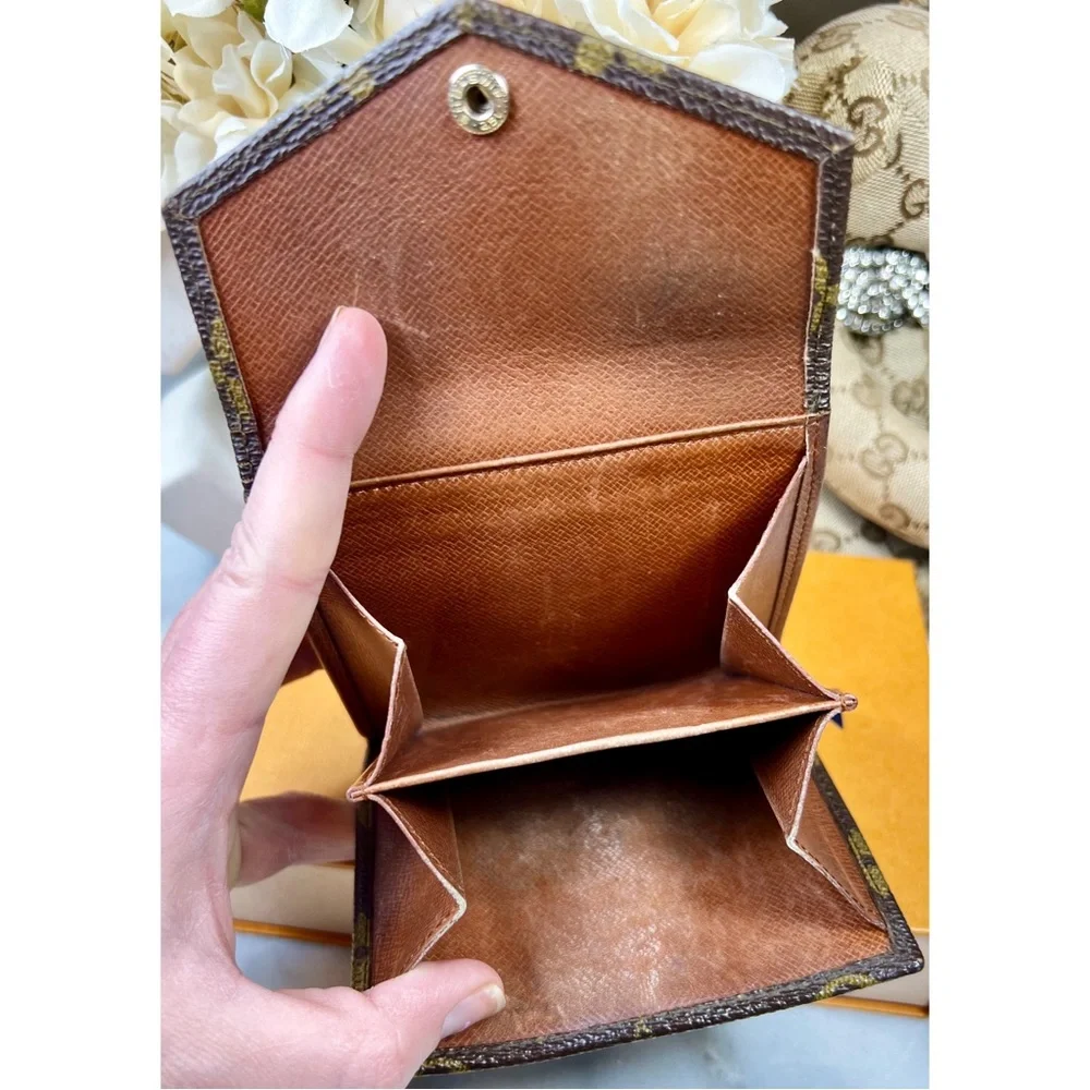 Louis Vuitton Brown Monogram Bi-Fold Snap Wallet
